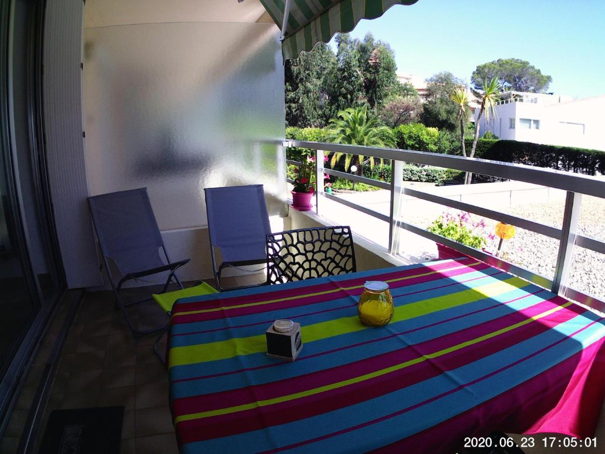 Studio 127, Vue Mer Et Piscine, Port Santa Lucia Saint-Raphael  Bagian luar foto